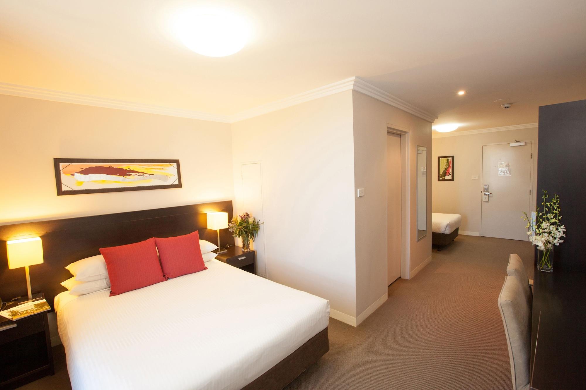 Wine Country Motor Inn Сесснок Экстерьер фото