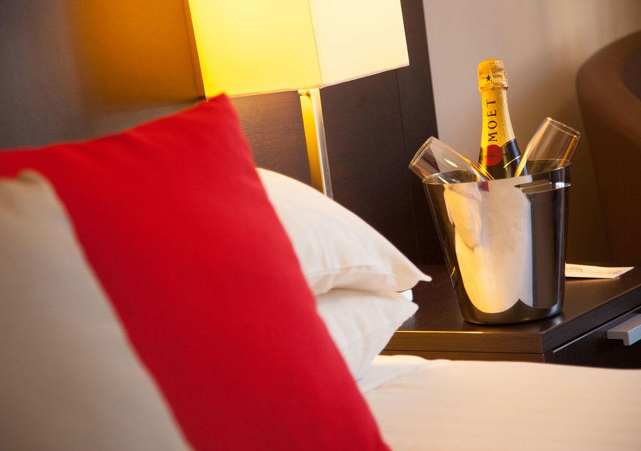 Wine Country Motor Inn Сесснок Экстерьер фото