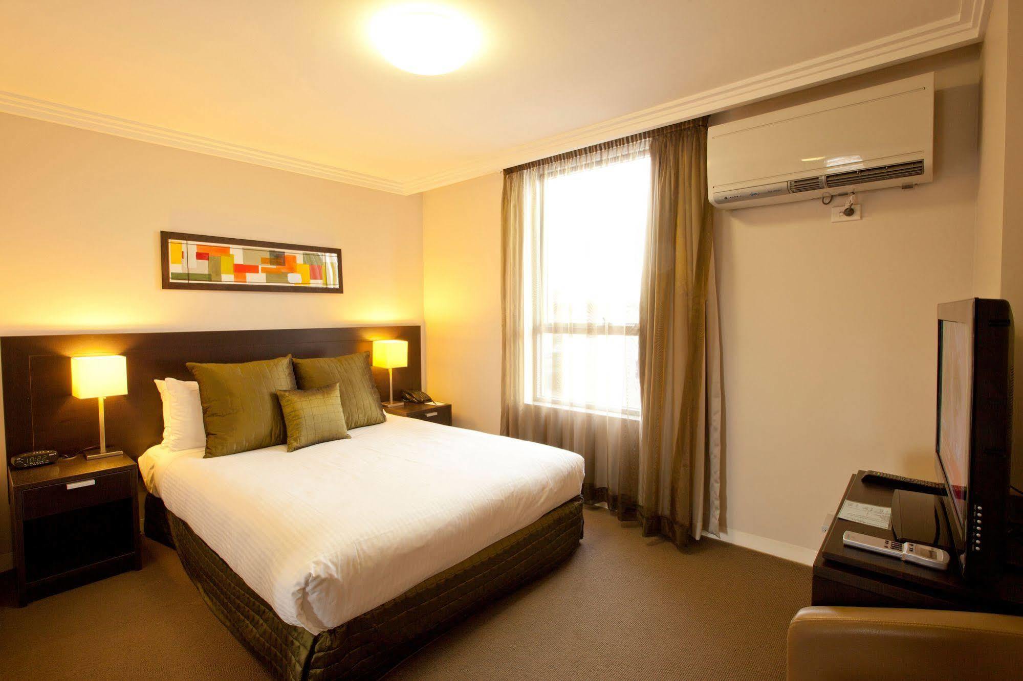 Wine Country Motor Inn Сесснок Экстерьер фото
